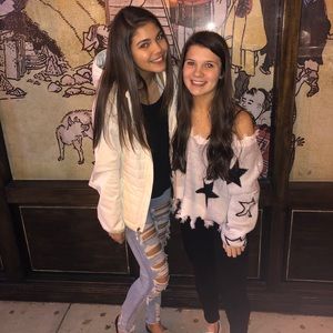 Meet your Posher, Emily